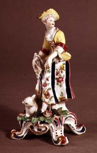 Bow porseleinen figuur van een herderin, ca. 1765